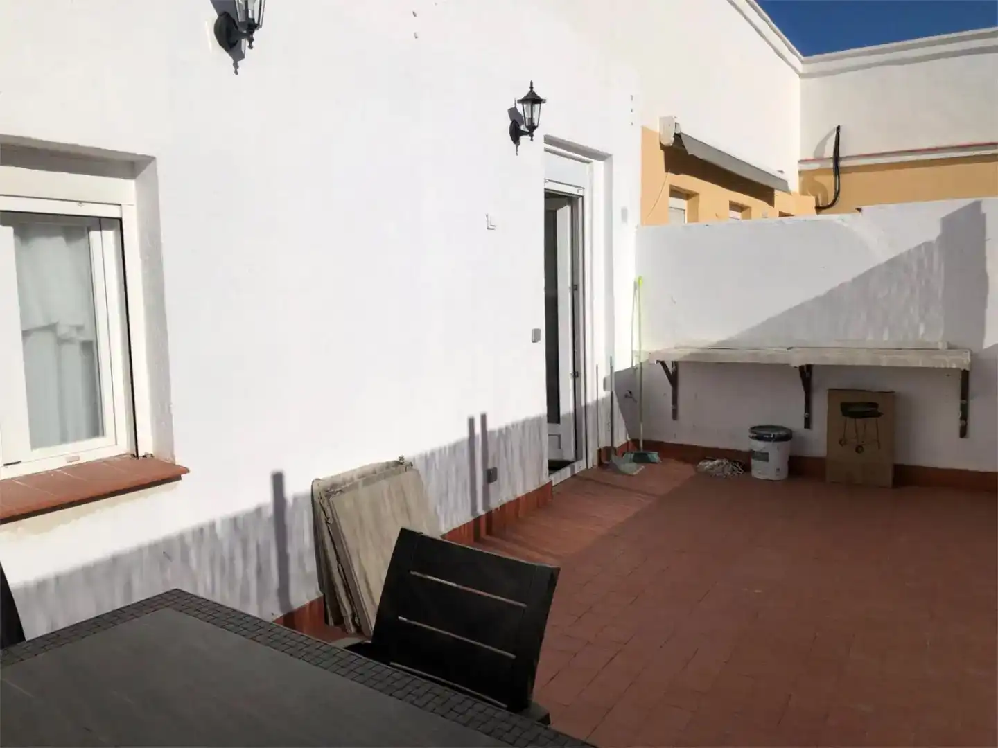 Terrasse von Dachboden zur Miete in  Madrid Capital mit Balkon