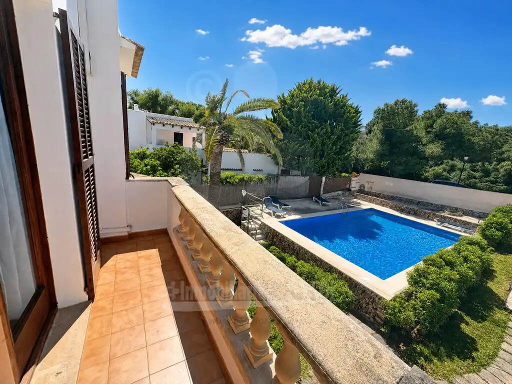 Vista exterior de Casa o chalet en venta en Santanyí con Terraza, Piscina y Piscina comunitaria