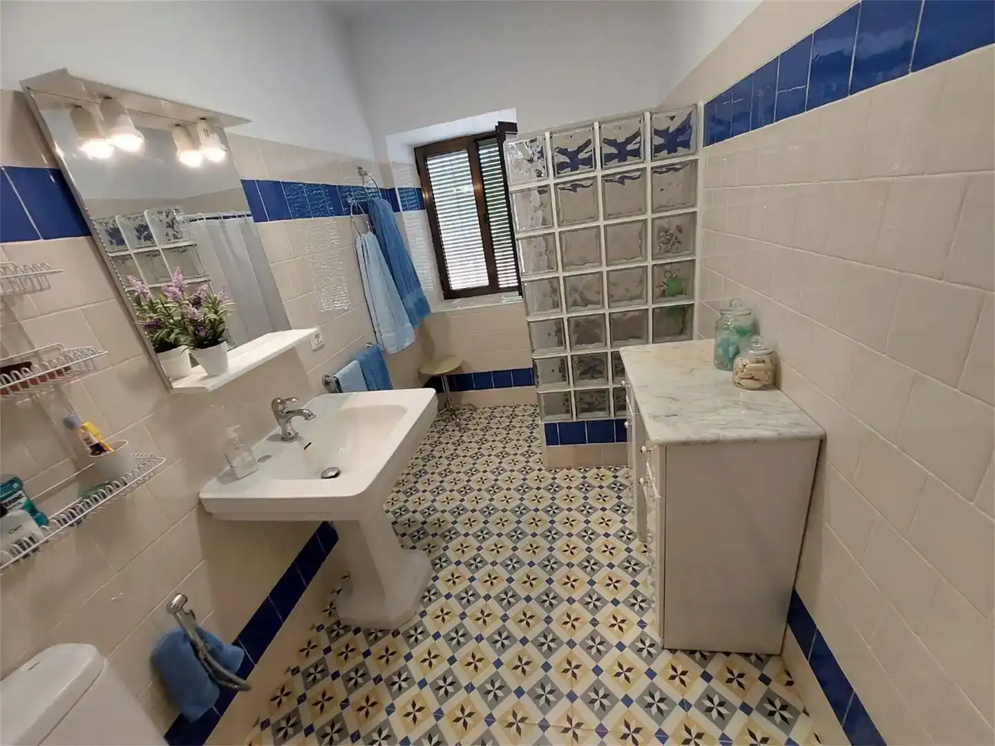Badezimmer von Country house zum Verkauf in Alcaudete