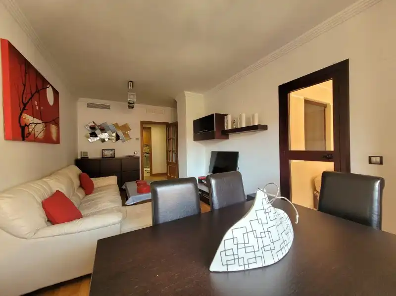 Piso en venta en Calle la Unión Mercantil, 31, Martín Carpena - Torre del Río