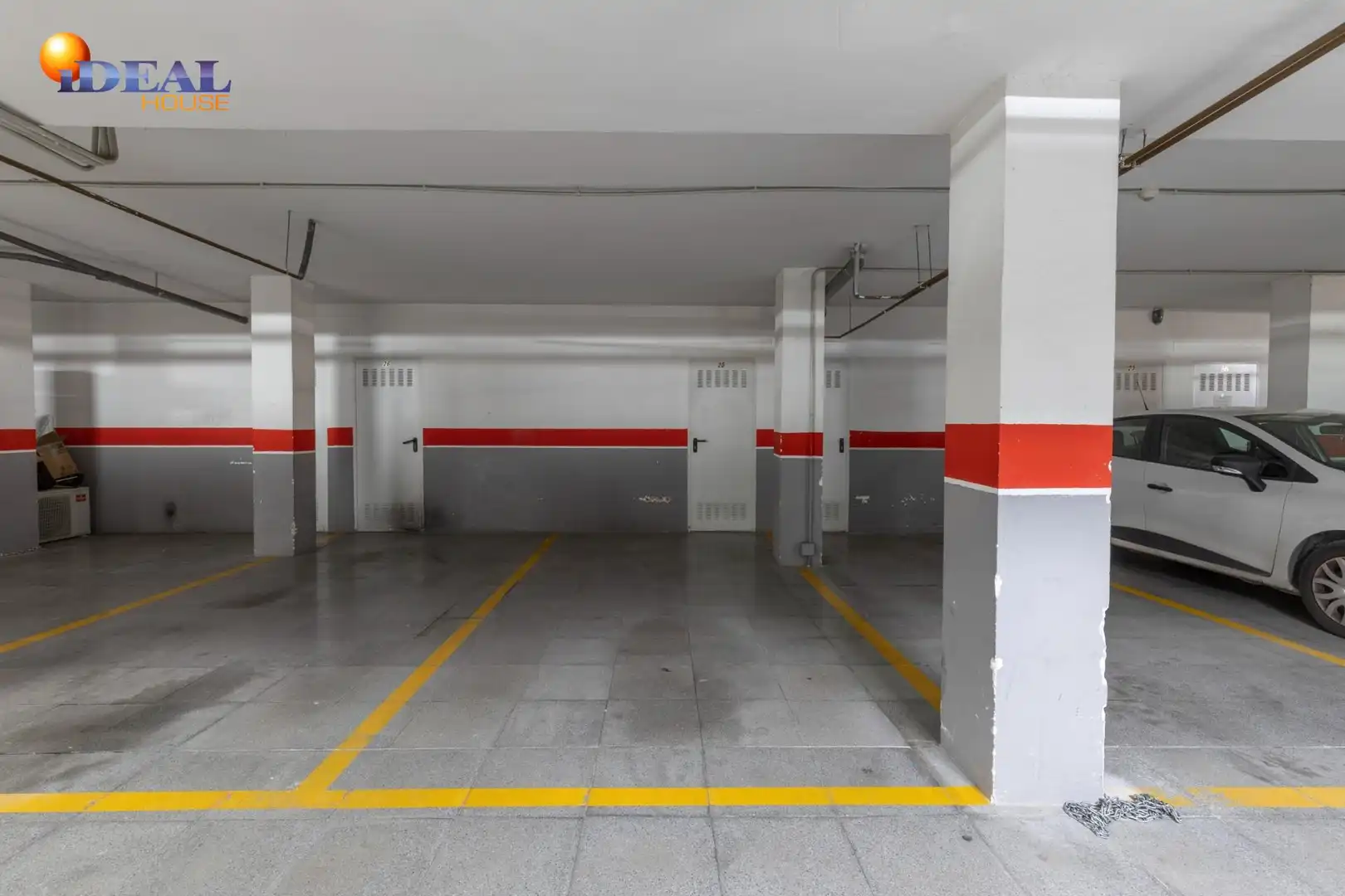 Parking de Ático en venta en Alhendín con Aire acondicionado, Terraza y Trastero