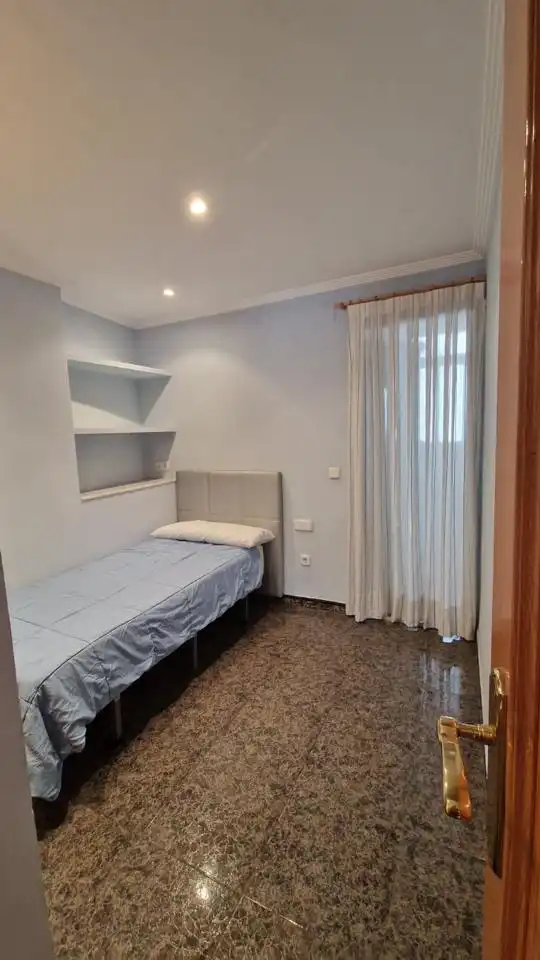 Bedroom of Flat for rent in Moncada  with Air Conditioner and Furnished