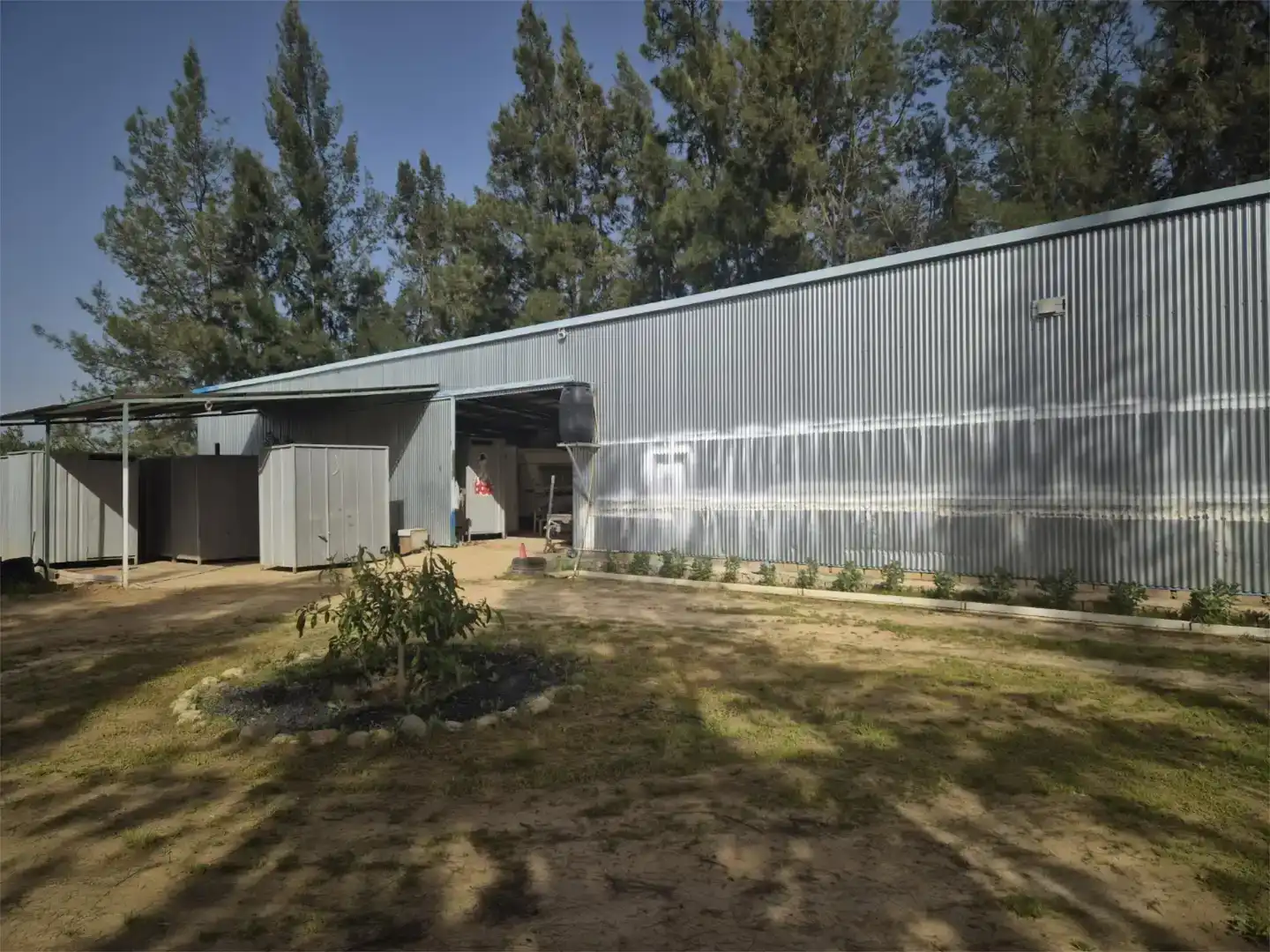 Vista exterior de Finca rústica en venda en Carrión de los Céspedes
