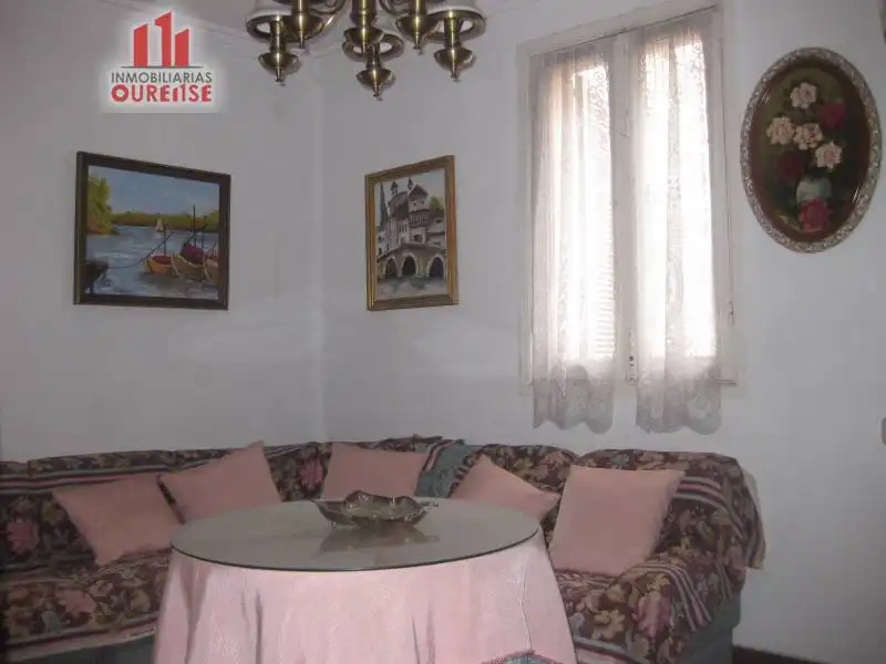 Living room of Houses for sale in Ourense Capital   with Storage room