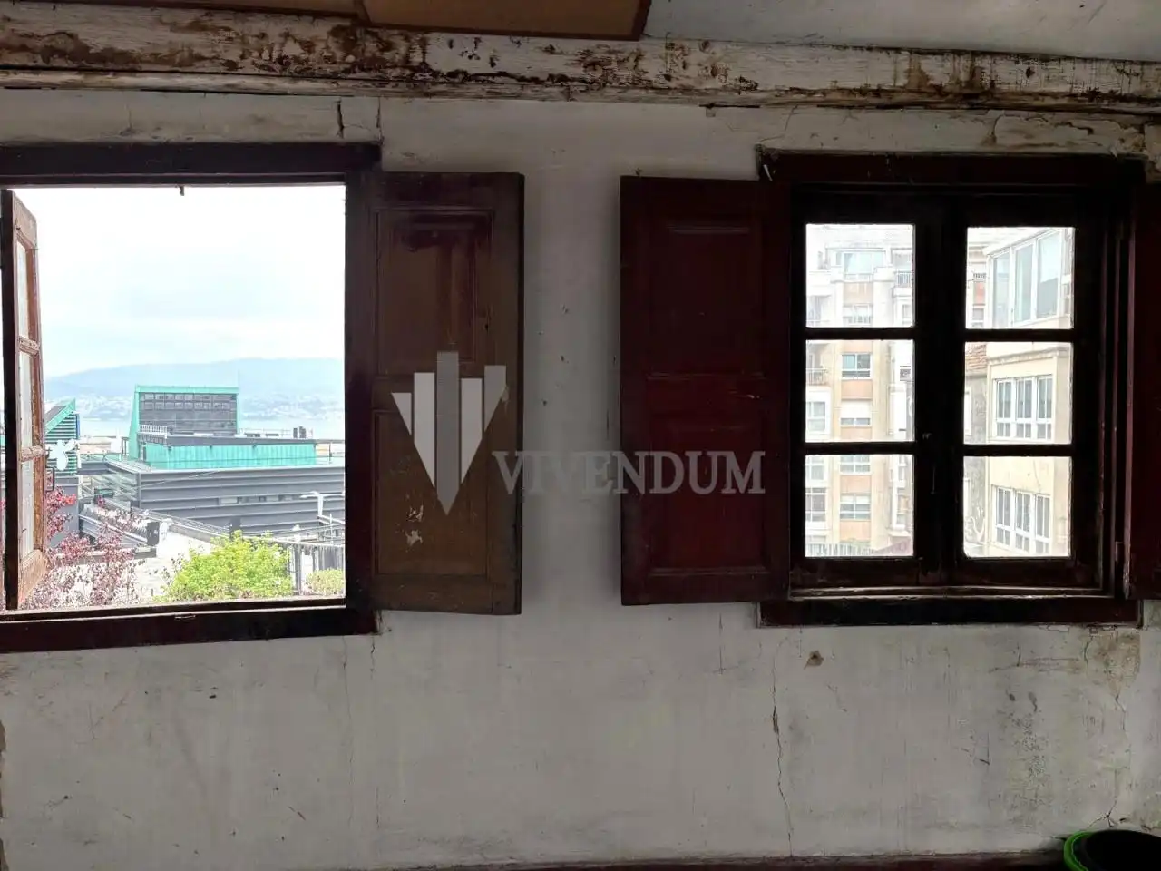 Vista exterior de Edificio en venta en Vigo 