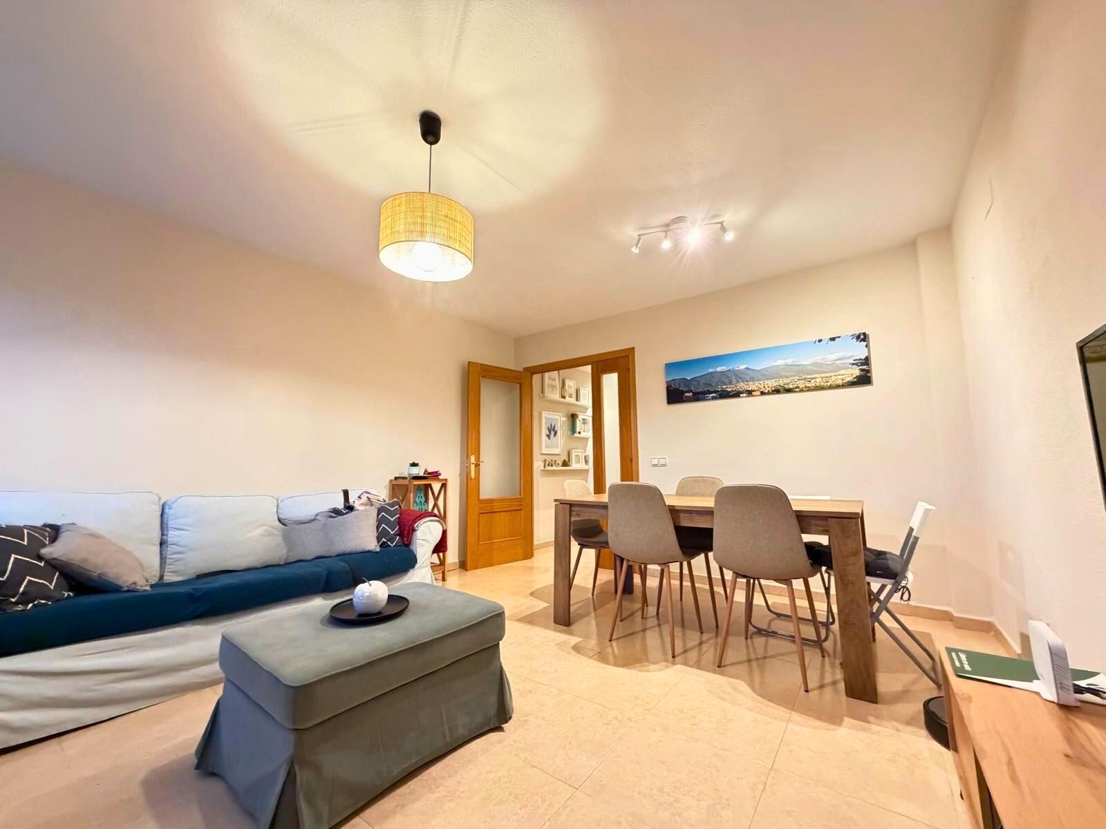 Wohnzimmer von Wohnung zum Verkauf in Campo Real mit Heizung, Abstellraum und Ofen