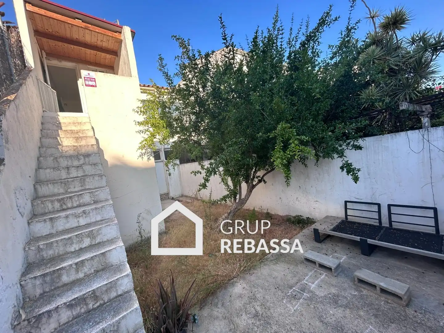 Vista exterior de Pis en venda en  Palma de Mallorca amb Aire condicionat, Calefacció i Jardí privat
