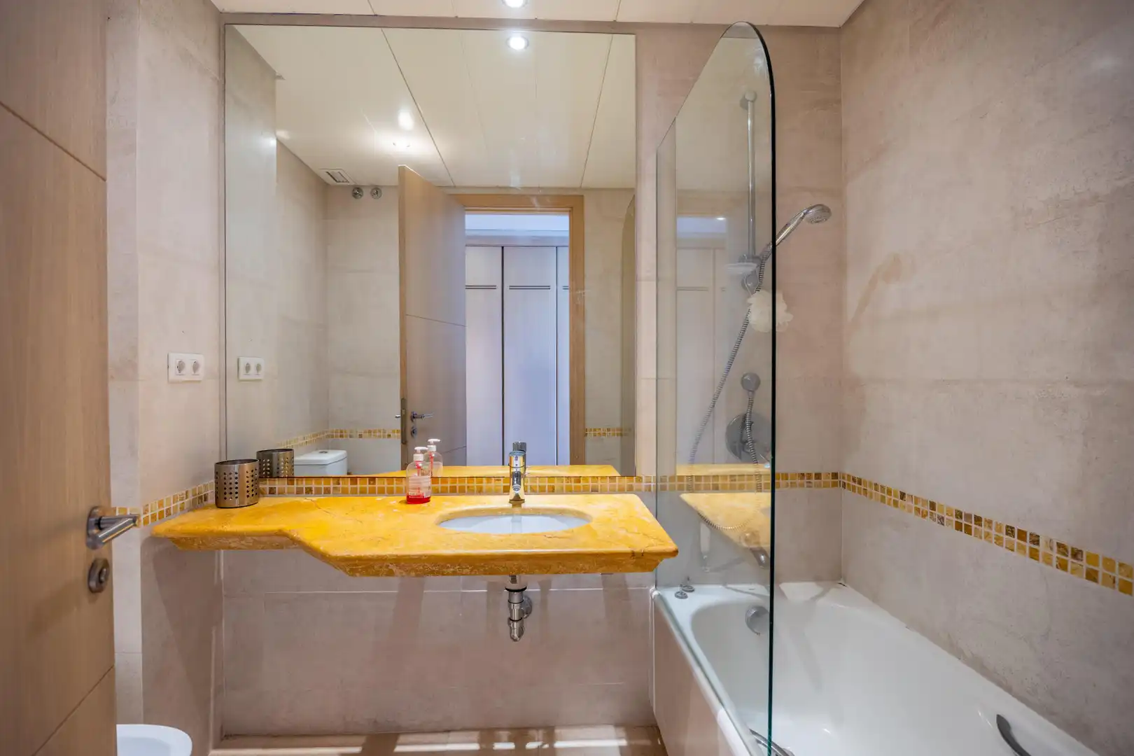 Baño de Planta baja en venta en Sotogrande con Aire acondicionado, Jardín privado y Terraza
