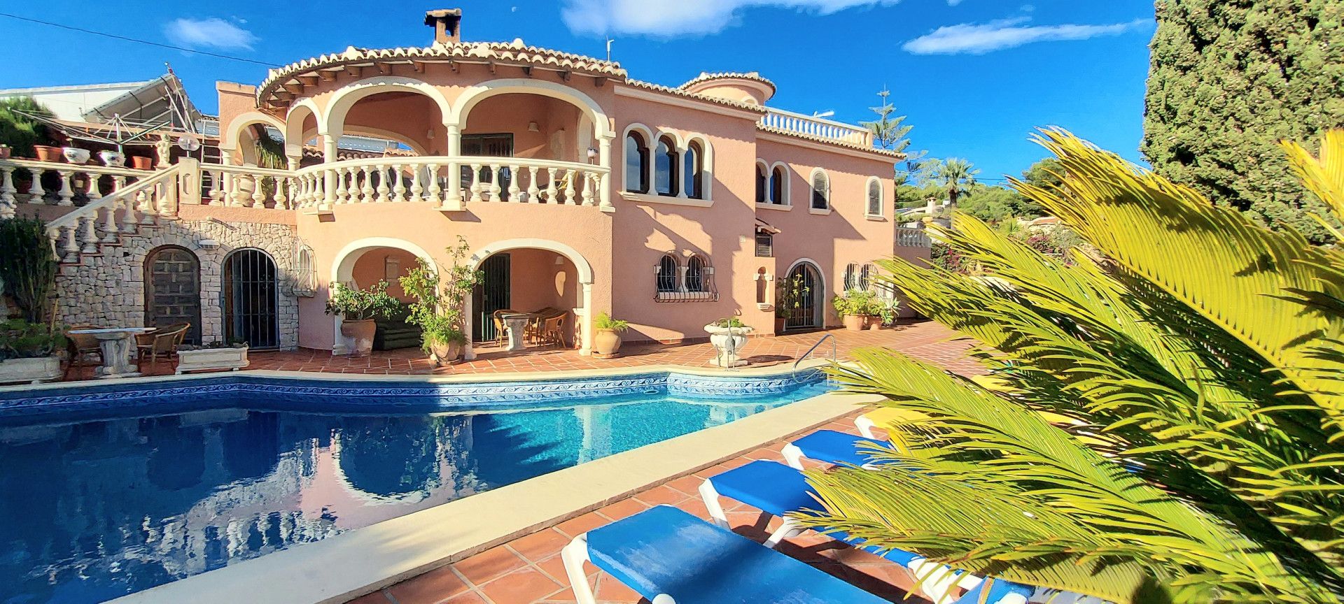 Vista exterior de Casa o xalet en venda en Benissa amb Aire condicionat, Calefacció i Jardí privat