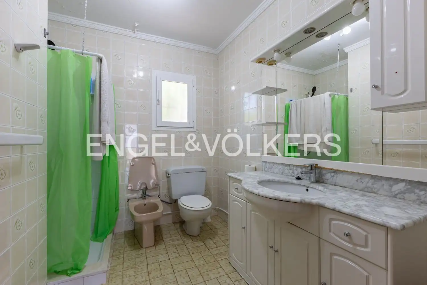 Baño de Casa o chalet en venta en Dénia con Aire acondicionado, Calefacción y Jardín privado