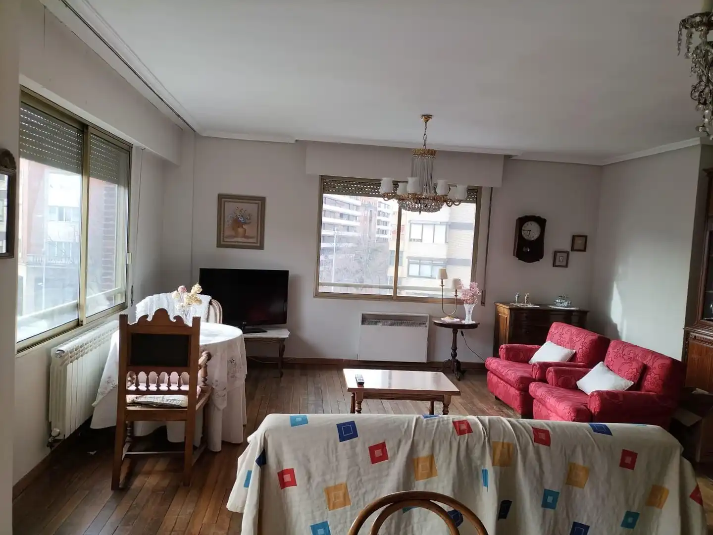 Sala de estar de Piso en venta en Palencia con Calefacción, Parquet y Balcón