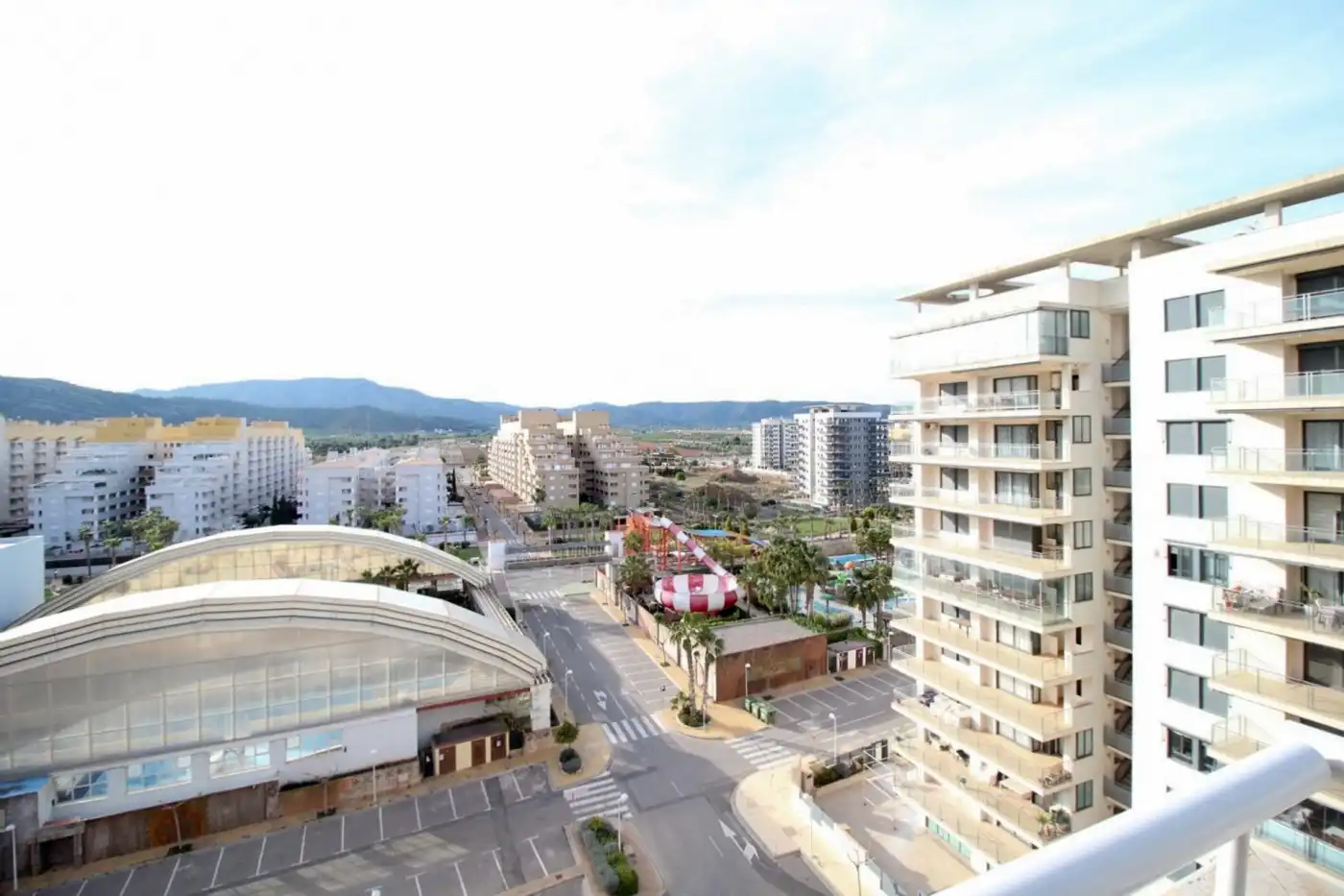 Vista exterior de Apartament en venda en Oropesa del Mar / Orpesa amb Terrassa, Moblat i Piscina comunitària