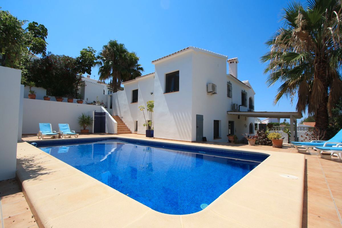Exterior view of House or chalet for sale in Benitachell / El Poble Nou de Benitatxell  with Private garden