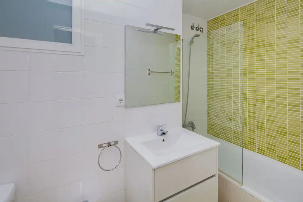 Piso con ascensor en venta en C/ Poeta Llorente, imagen 10