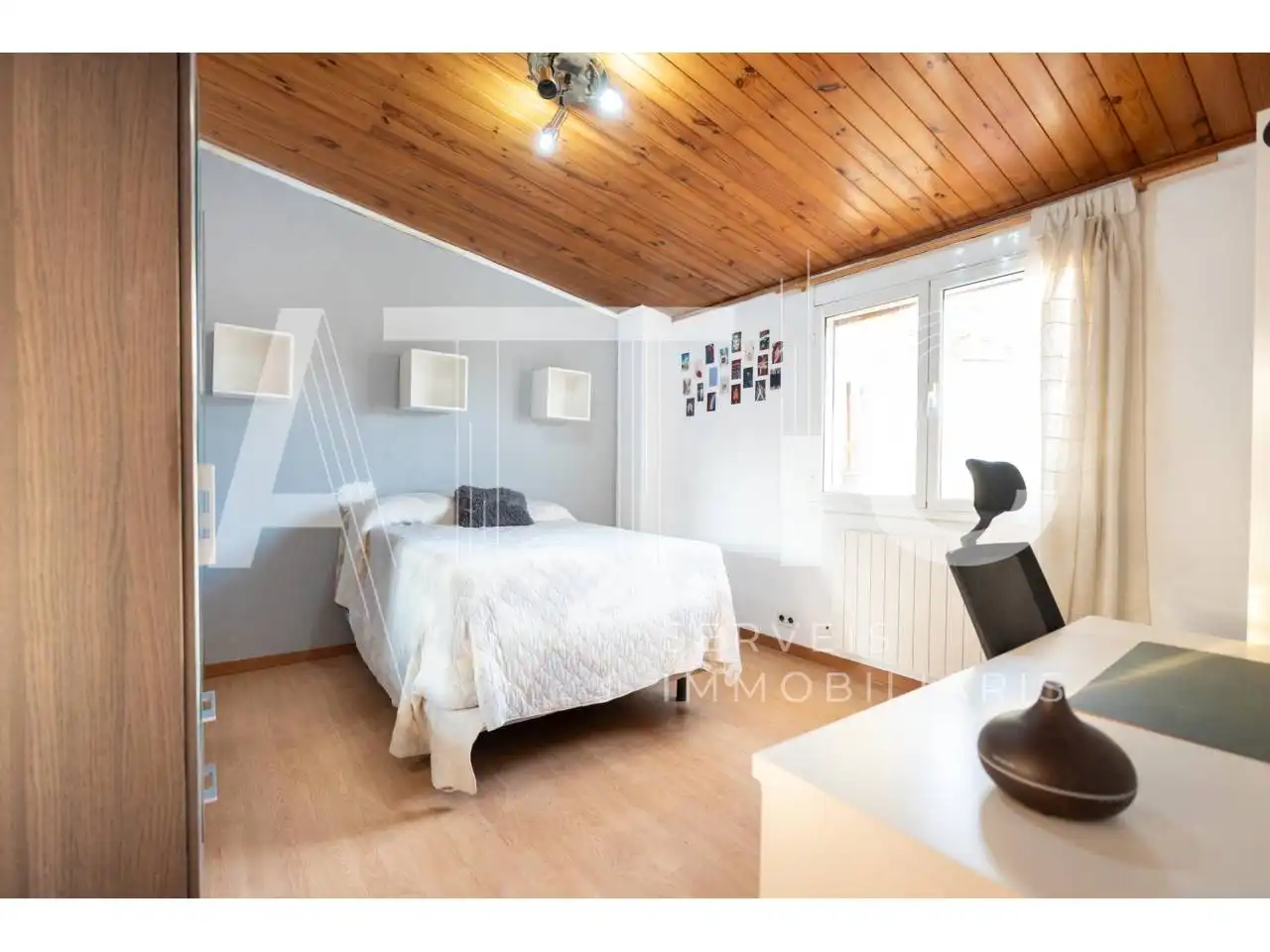 Schlafzimmer von Maisonette zum Verkauf in Sabadell mit Klimaanlage, Heizung und Terrasse