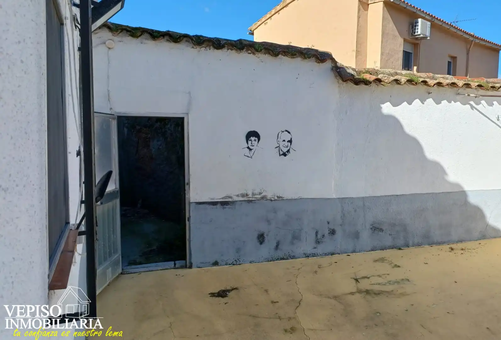 Vista exterior de Casa o xalet en venda en Torralba de Oropesa amb Aire condicionat, Calefacció i Jardí privat