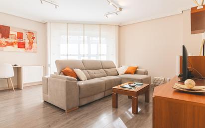 Living room of Flat for sale in  Pamplona / Iruña  with Heating, Terrace and Storage room