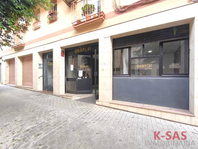 Local comercial en Alquiler en Carrer de la Constància en Can Clota