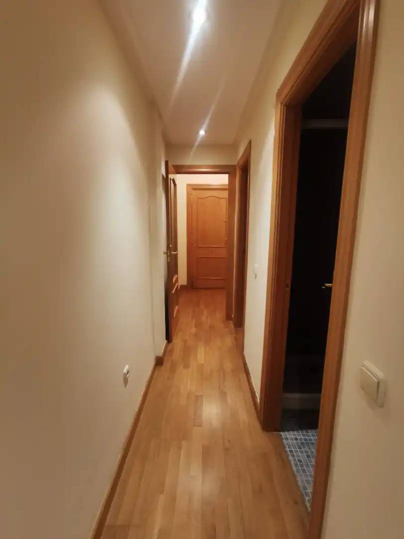 Wohnung zum Verkauf in Salamanca mit Heizung, Parkett und Ofen
