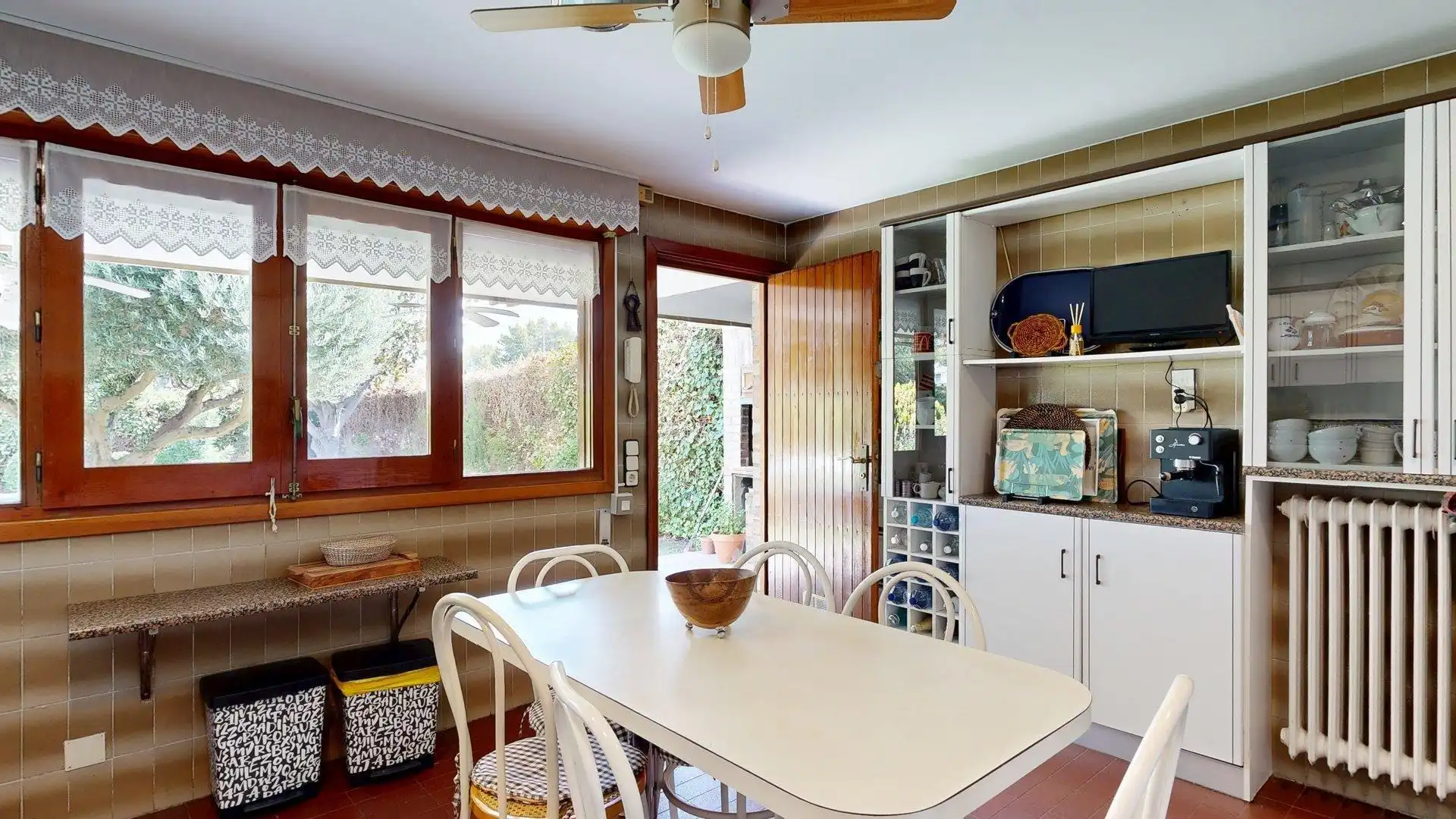 Comedor de Casa o chalet en venta en Zaragoza con Aire acondicionado, Calefacción y Jardín privado