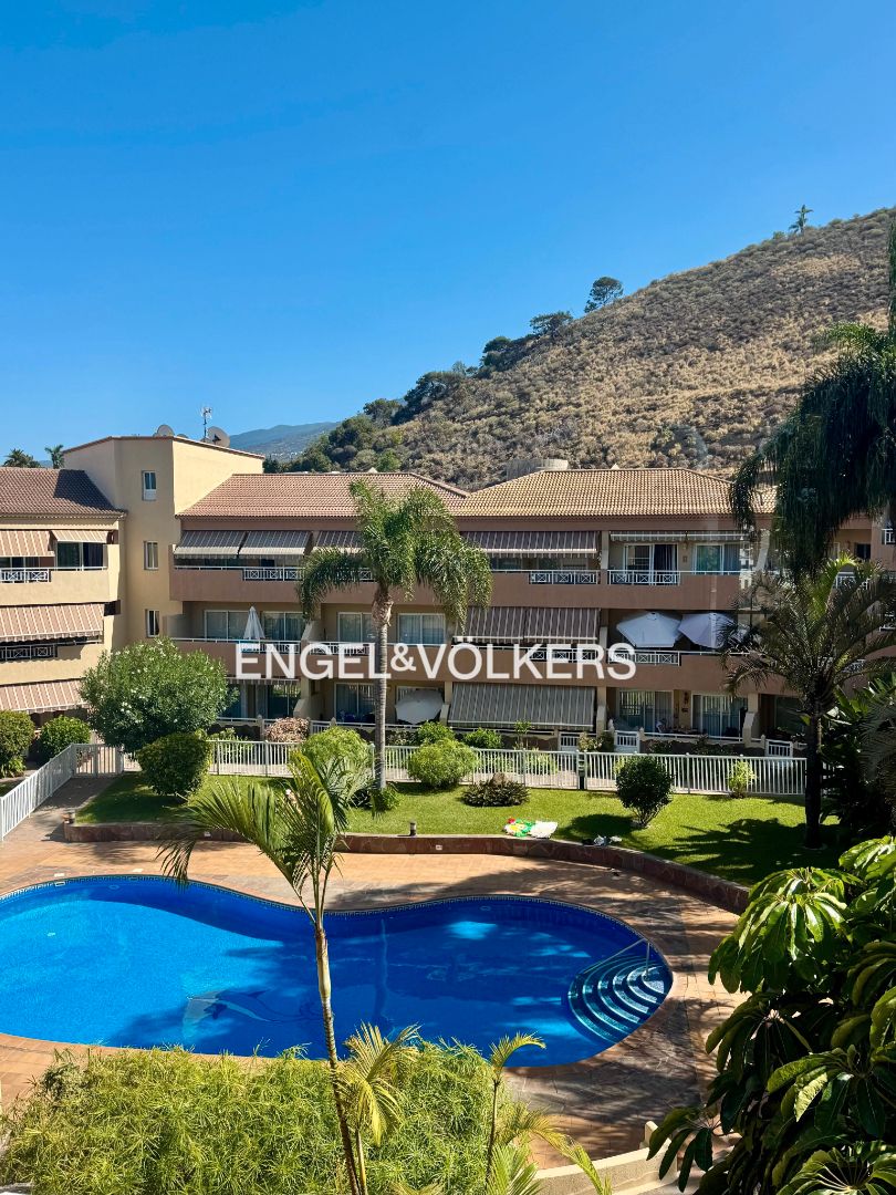 Vista exterior de Apartamento en venta en Puerto de la Cruz con Parquet, Terraza y Trastero