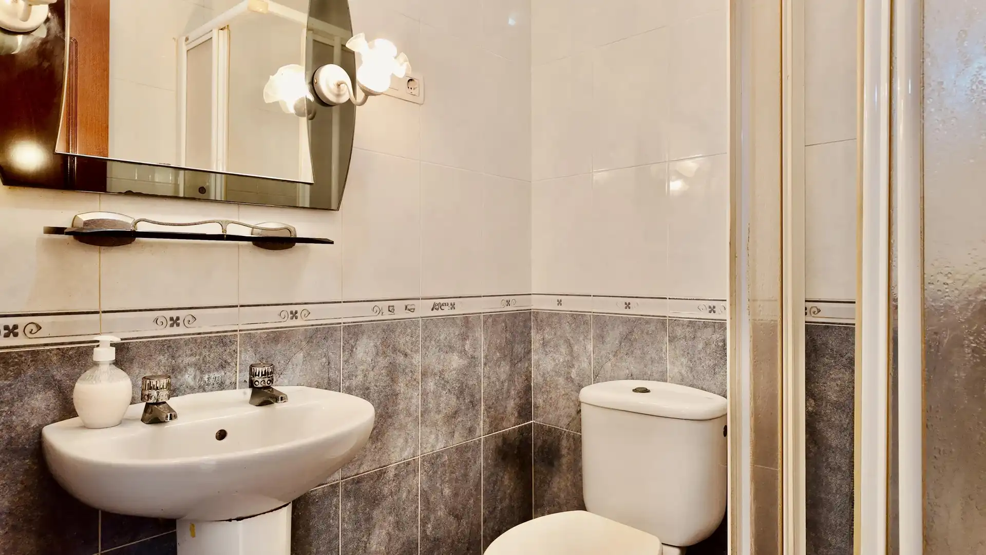Baño de Apartamento en venta en Málaga con Aire acondicionado