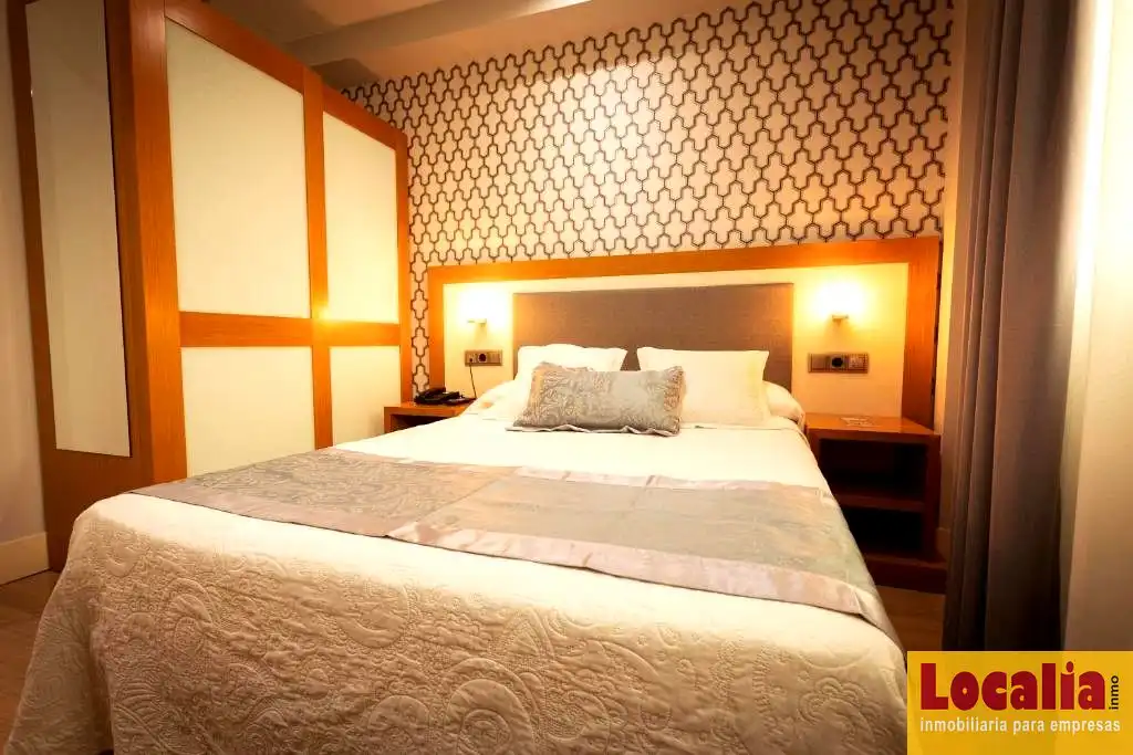 Habitación de Edificio en venta en Torrelavega 