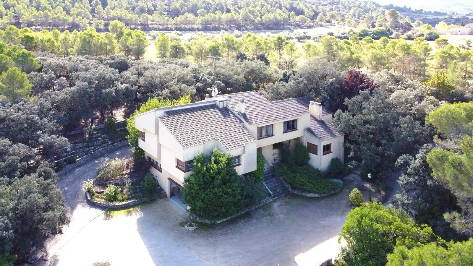 Vista exterior de Casa o xalet en venda en Alcoy / Alcoi amb Calefacció, Jardí privat i Terrassa