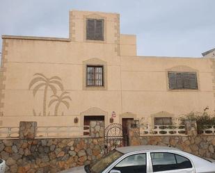 Exterior view of House or chalet for sale in  Almería Capital  with Air Conditioner and Terrace