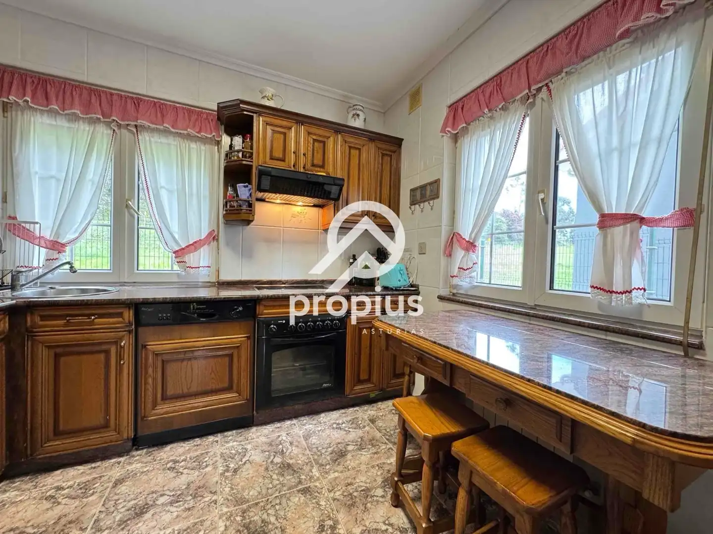 Kitchen of Houses for sale in Avilés  with Heating, Private garden and Parquet flooring