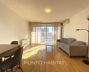 Living room of Flat to rent in L'Hospitalet de Llobregat  with Air Conditioner, Heating and Balcony