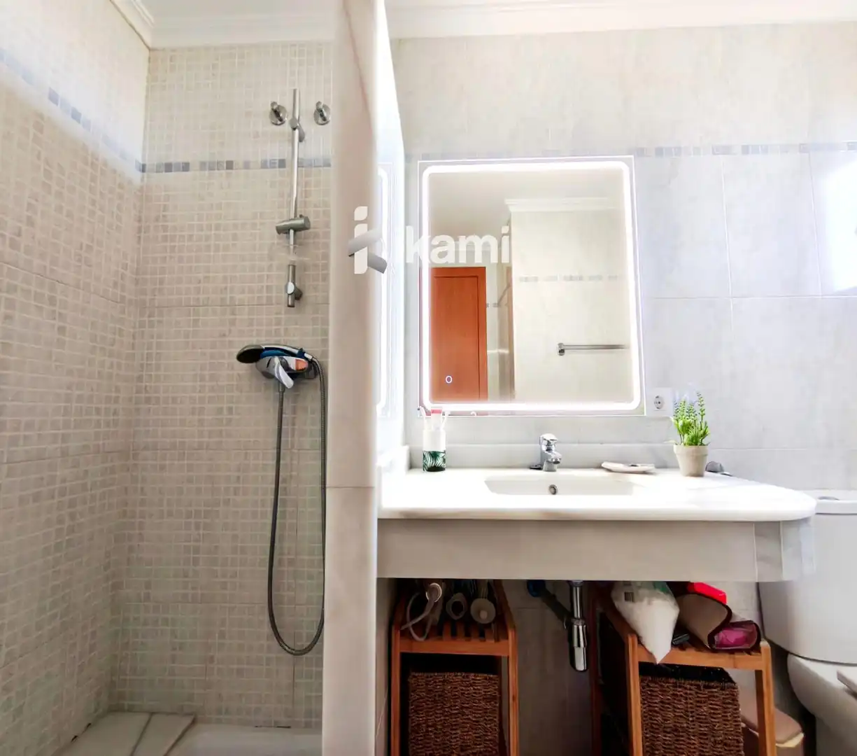Bathroom of Flat for sale in Pedreguer  with Air Conditioner, Terrace and Swimming Pool