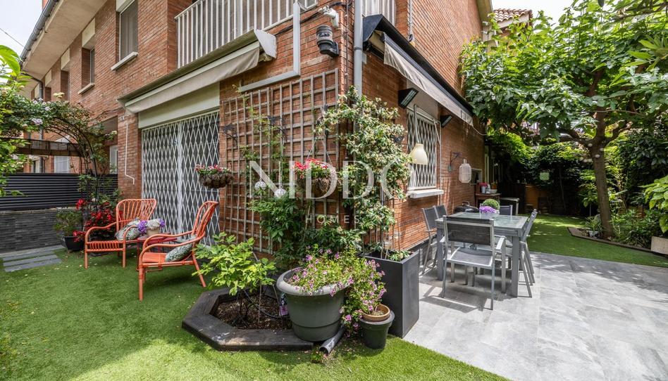 Foto 1 de Casa adosada en venta en Sant Francesc, Barcelona