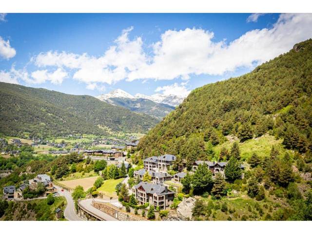 Casa-chalet en Venta en L'Aldosa - Anyós