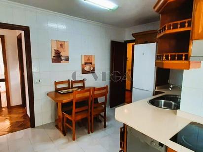 Kitchen of Flat for sale in Vigo 