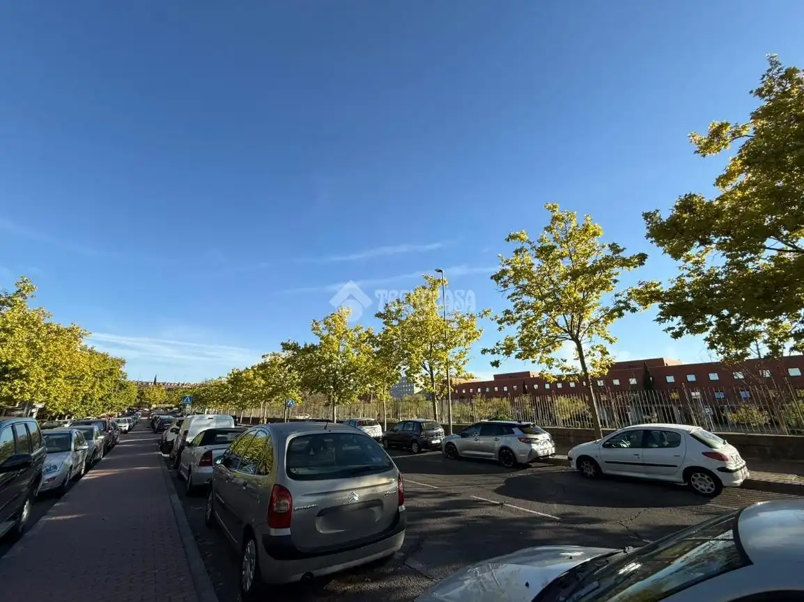 Local commercial à vendre à Parque Oeste - Fuente Cisneros, imagen 17