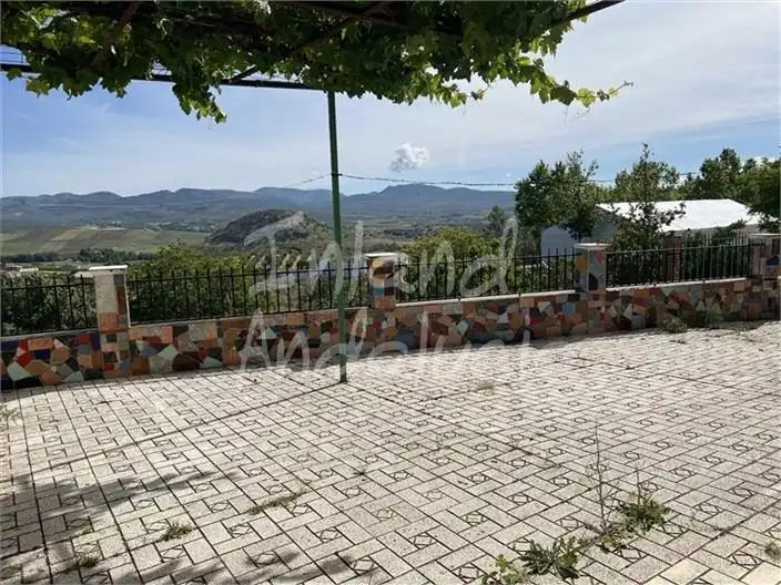 Casa rustica in vendita a Alcalá la Real, imagen 2