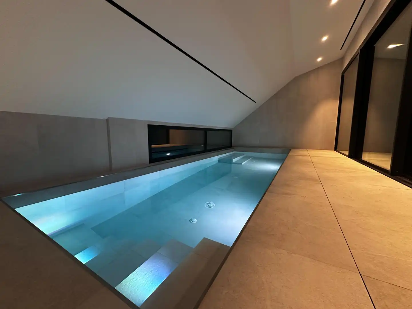 Piscina de Apartamento en venta en Andorra la Vella con Aire acondicionado, Calefacción y Parquet