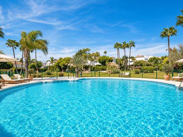 Casa bifamiliare con piscina in affitto a BELL AIR 0