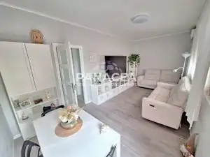 Villa con balcone in vendita a Puebla de Vícar