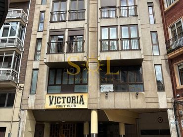 Wohnung mit Aufzug zum Verkauf in Calle Sampiro 22