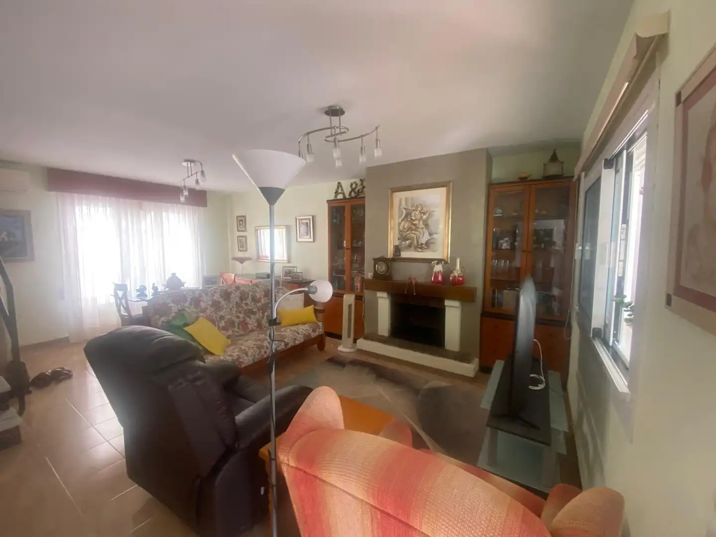 Wohnzimmer von Einfamilien-Reihenhaus zum Verkauf in Xeraco mit Terrasse, Balkon und Gemeinschaftspool