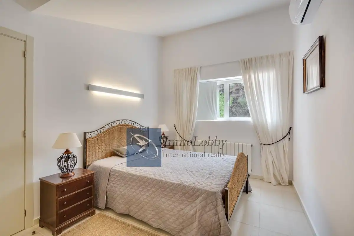 Habitación de Casa o chalet en venta en Castell d'Aro, Platja d'Aro i s'Agaró con Aire acondicionado, Calefacción y Terraza