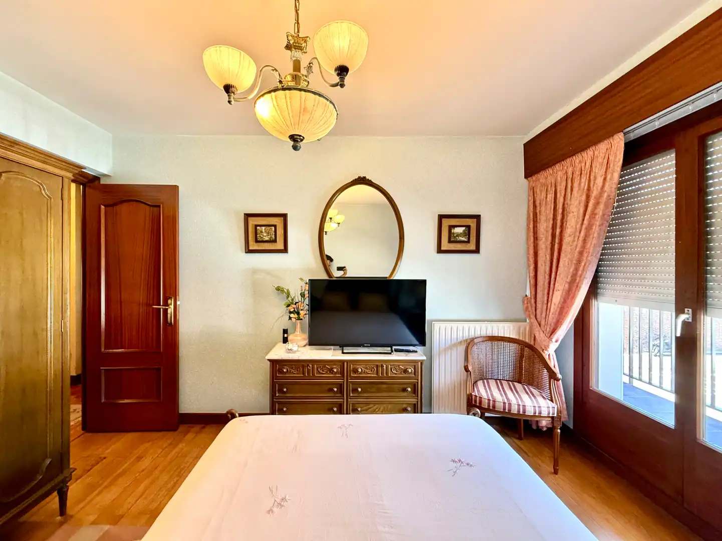 Schlafzimmer von Wohnung zum Verkauf in Hondarribia mit Heizung, Abstellraum und Balkon