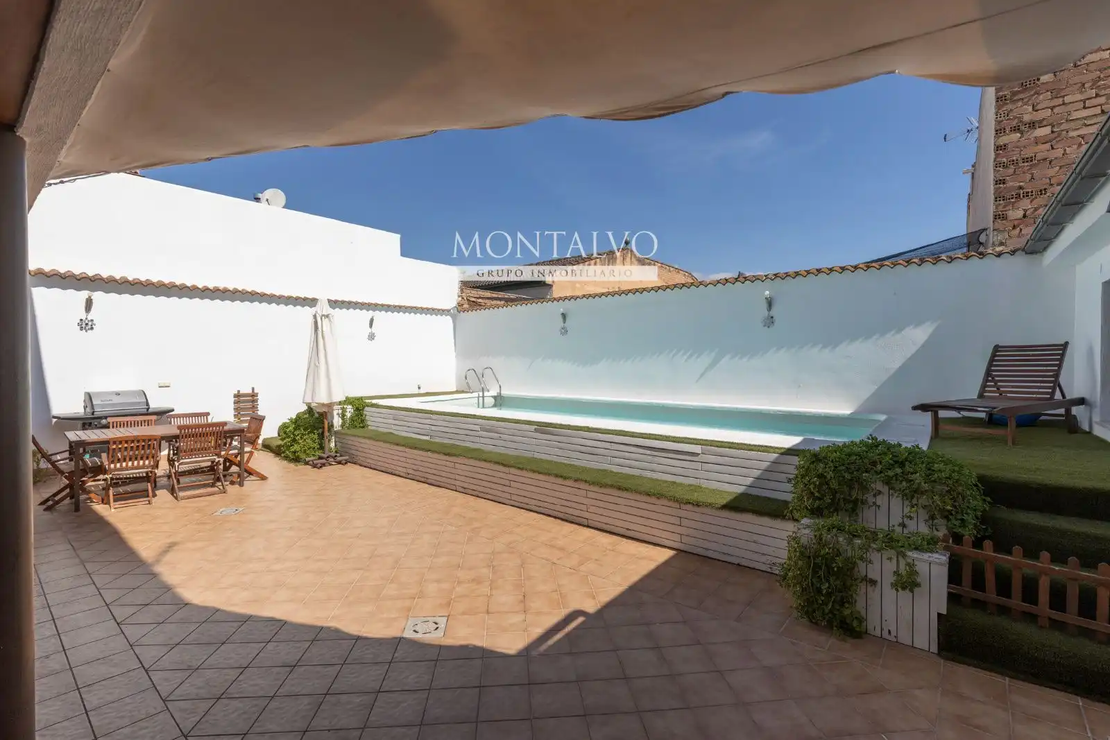 Piscina de Casa adosada en venta en Chauchina con Aire acondicionado, Calefacción y Piscina