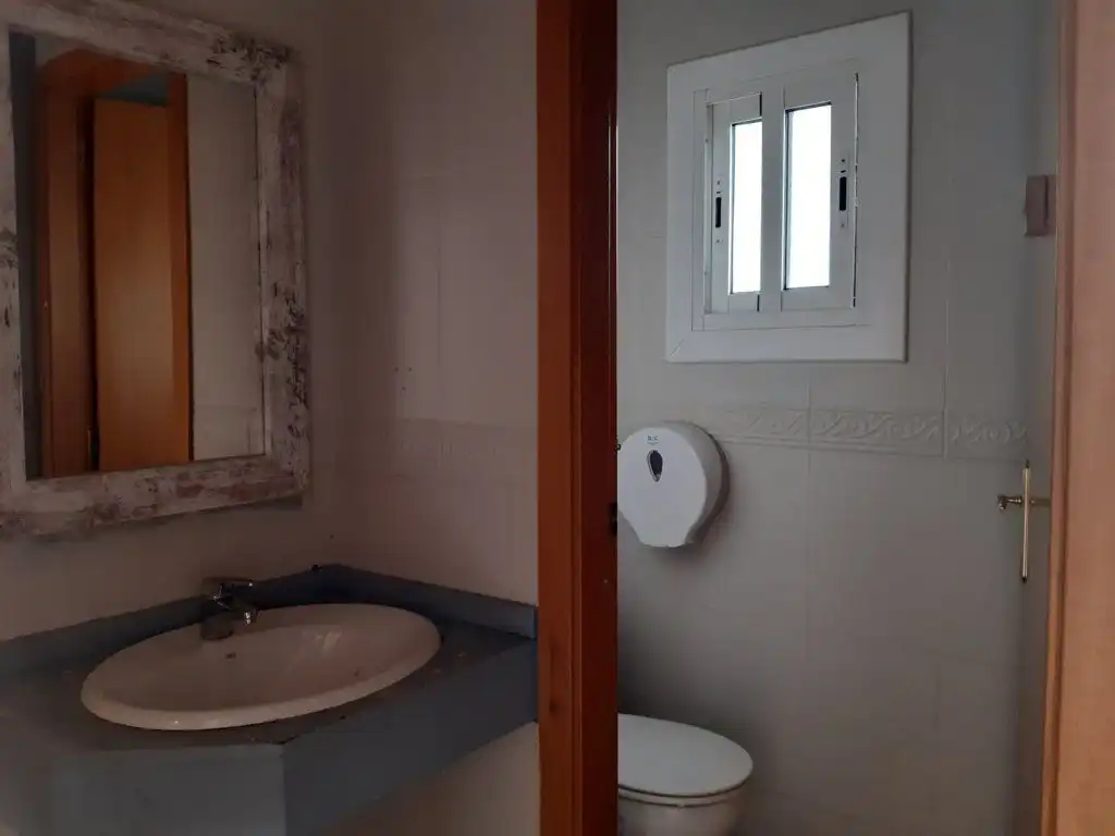 Bathroom of Commercial properties for sale in Cunit  with Air Conditioner