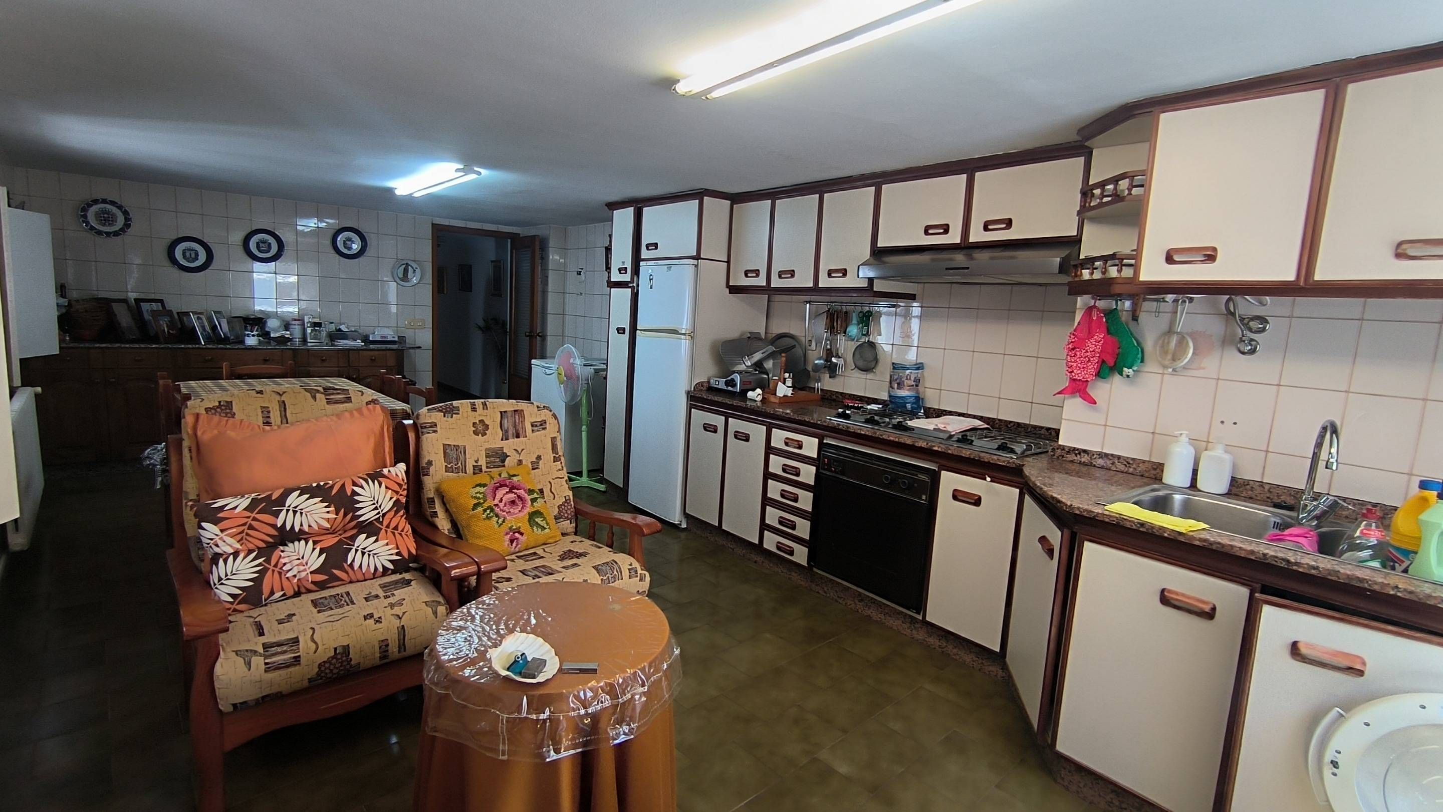 Cuina de Edifici en venda en Santiago de Compostela 