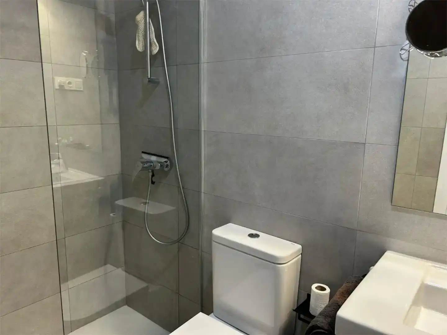 Badezimmer von Wohnungen zur Miete in Málaga Capital mit Klimaanlage und Schwimmbad