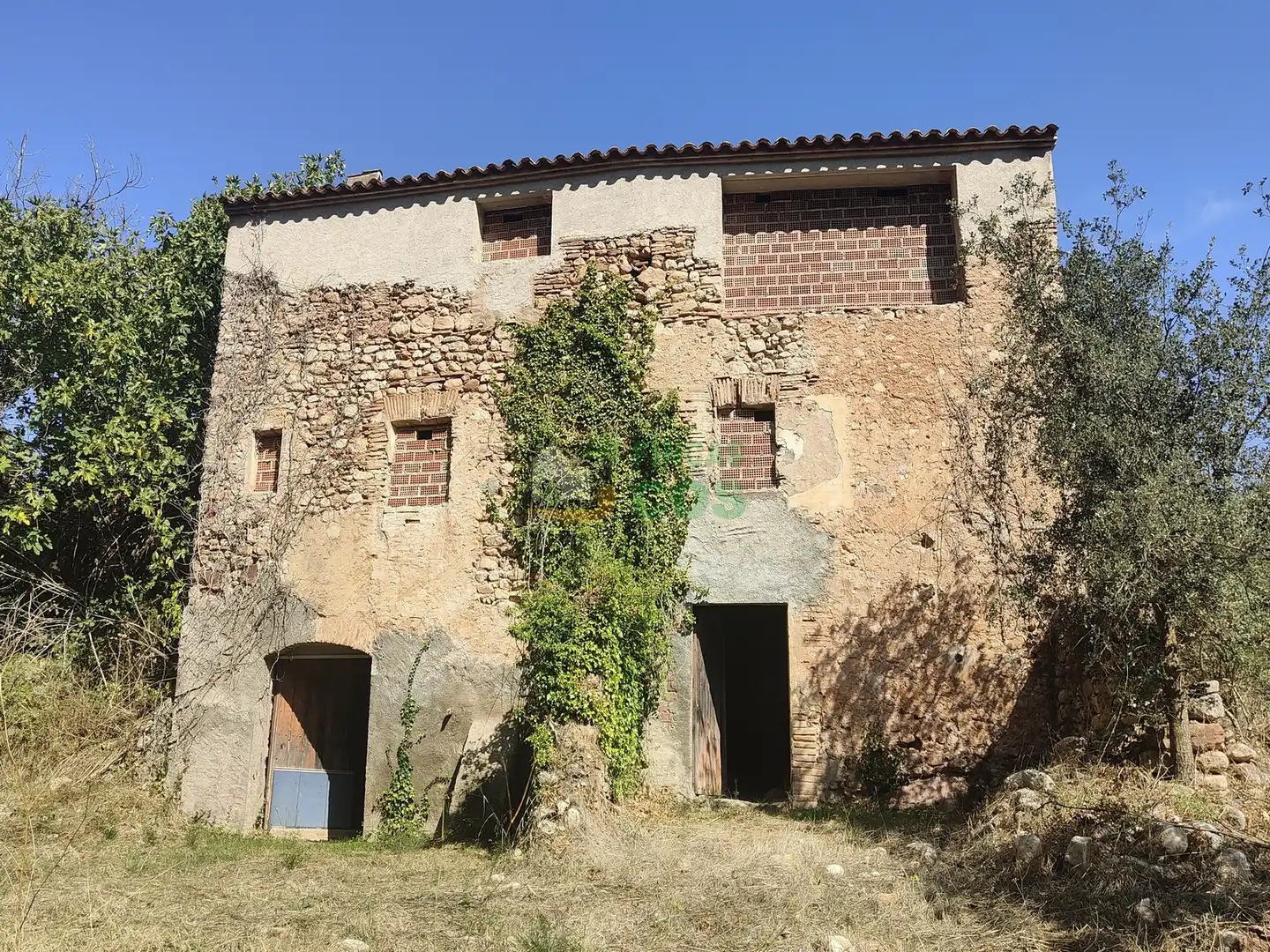 Casa amb jardí en venda a Marçà, imagen 2