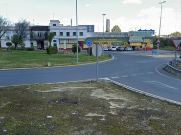 Casa en venda a Coca de la Piñera - El Carambolo